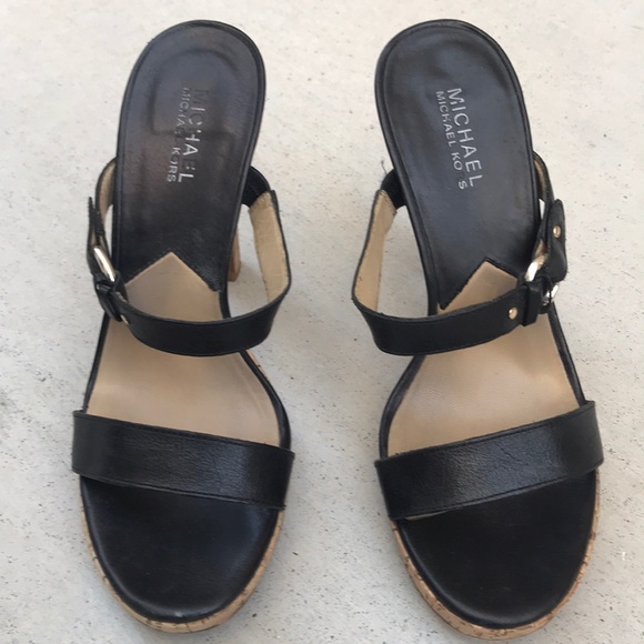 Michael kors heels - Picture 2 of 6